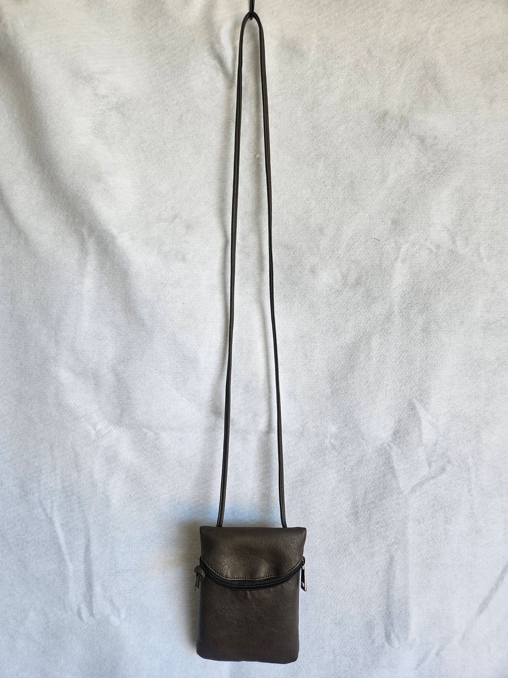 Everyday Black Leather Crossbody Phone Pouch - Unbranded